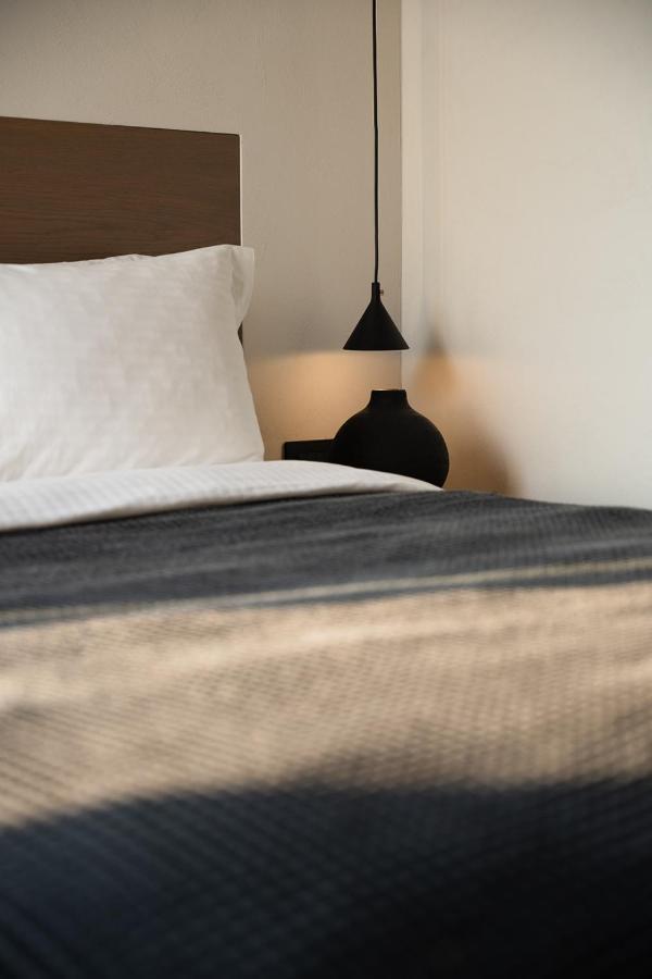 Cubic Mykonos Seafront Design Suites 奥诺斯 外观 照片
